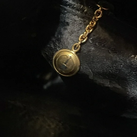 Gucci Suede Bamboo handle Diana handbag - Picture 9 of 16